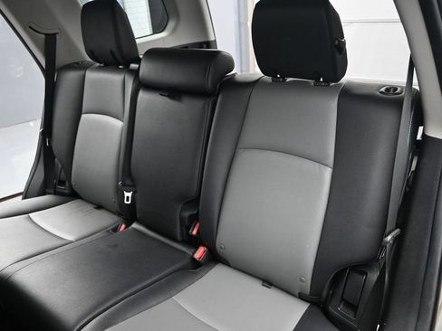 Used 2019 Toyota 4Runner SR5 Premium AWD/4WD image 16