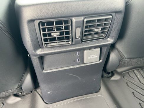 Used 2025 Toyota 4Runner Limited image 17