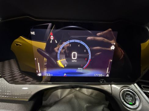 Used 2024 Chevrolet Trax ACTIV w/ Sunroof Package image 10