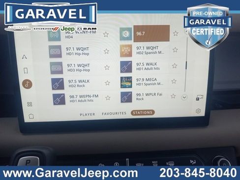 Used 2024 Land Rover Defender 130 S image 9