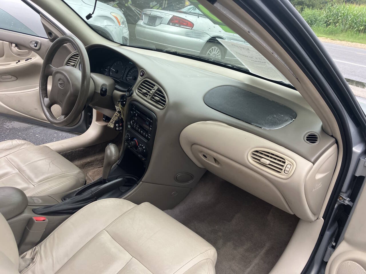 Used 1999 Oldsmobile Alero GLS FWD image 21