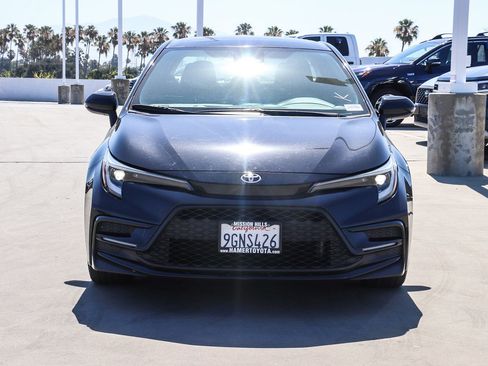 Certified 2023 Toyota Corolla SE w/ SE Premium Package FWD image 2