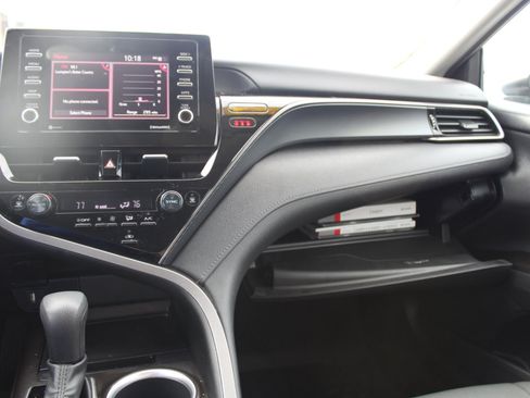 Used 2023 Toyota Camry LE image 17