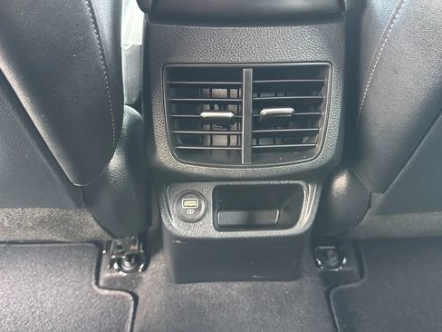 Used 2022 Kia Seltos Nightfall Edition image 28