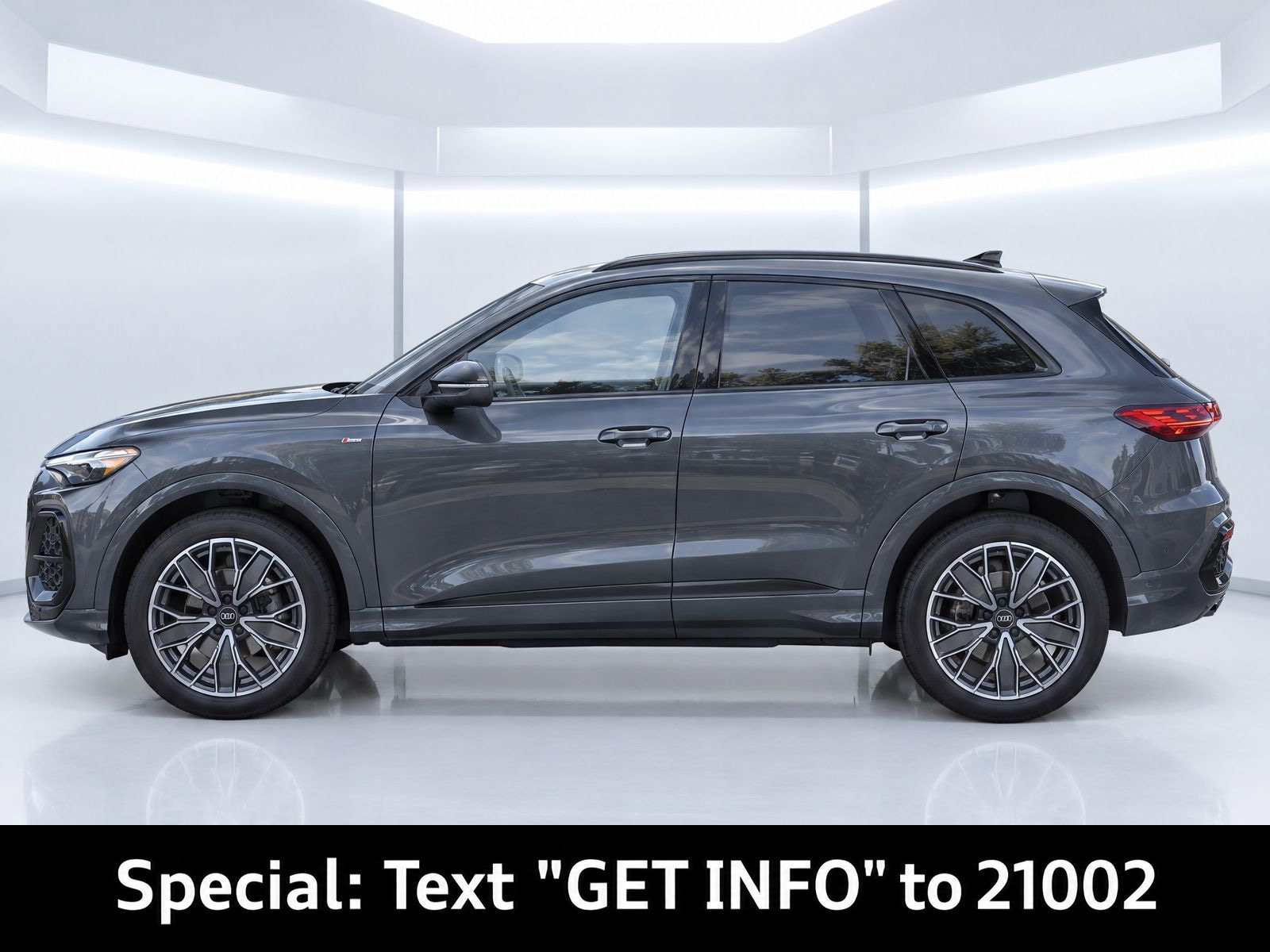 New 2026 Audi Q5 Premium Plus AWD/4WD image 2
