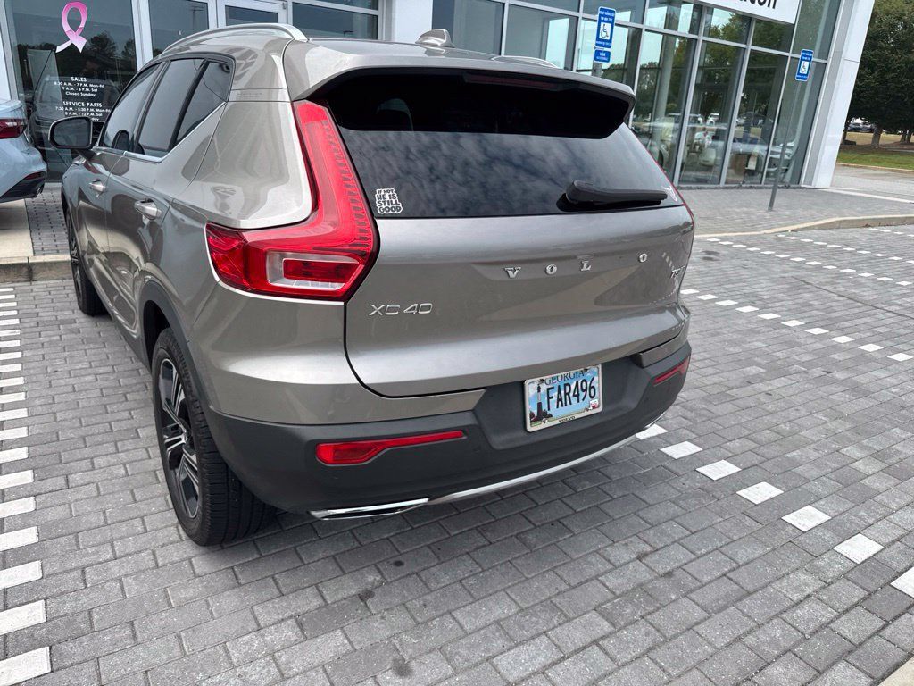 Used 2020 Volvo XC40 T5 Inscription w/ Protection Package Premier AWD/4WD image 7