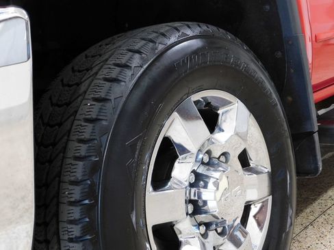 Used 2018 GMC Sierra 2500 SLE w/ HD SLE Preferred Plus Package AWD/4WD image 34