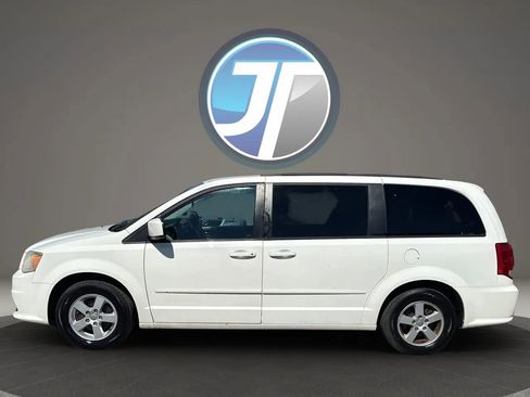 Used 2011 Dodge Grand Caravan Mainstreet w/ PWR Convenience Group FWD image 16