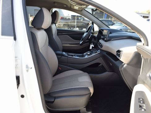 Used 2023 Hyundai Santa Fe SE image 23