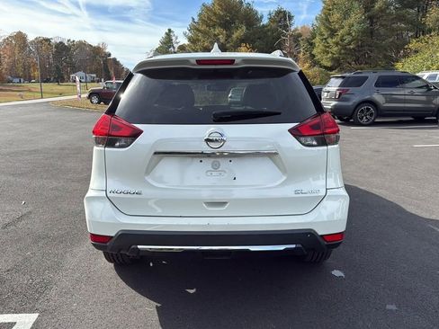 Used 2017 Nissan Rogue SL w/ SL Premium Package image 6