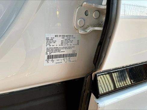 Used 2023 Lincoln Aviator Grand Touring w/ Class IV Trailer Tow Package image 43