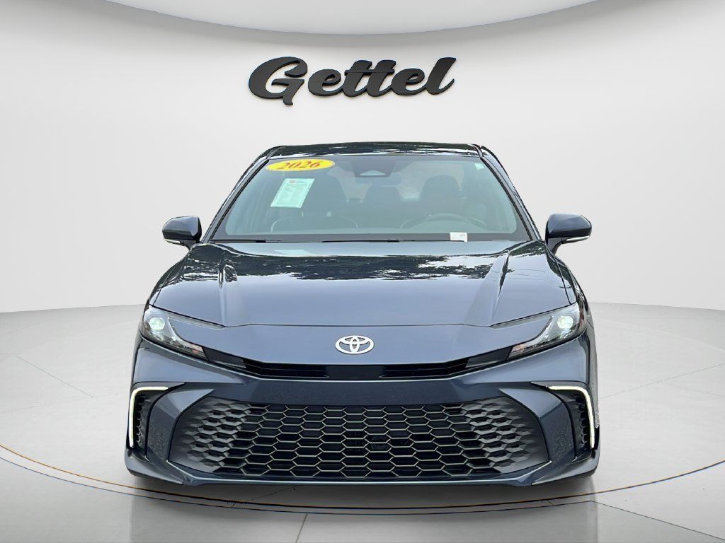 Used 2026 Toyota Camry SE FWD image 2