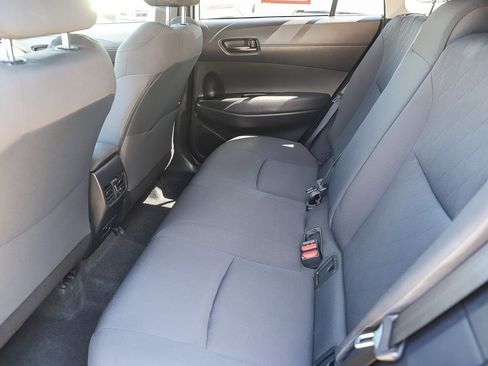 Certified 2022 Toyota Corolla Cross LE w/ Moonroof Package FWD image 19
