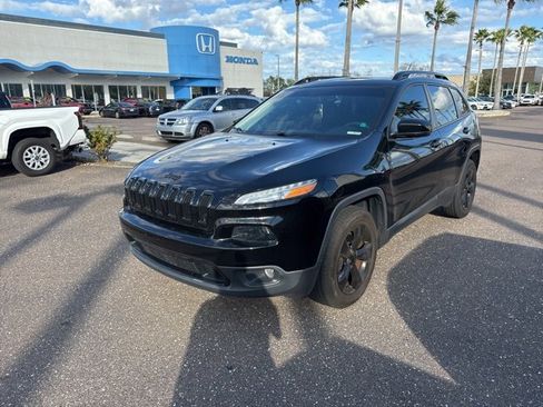 Used 2018 Jeep Cherokee Limited w/ High Altitude Package image 7
