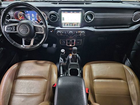 Used 2020 Jeep Gladiator Overland AWD/4WD image 41