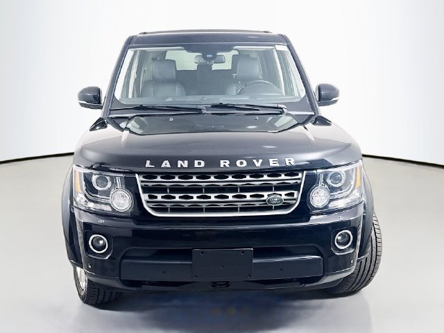 Used 2016 Land Rover LR4 HSE AWD/4WD image 2