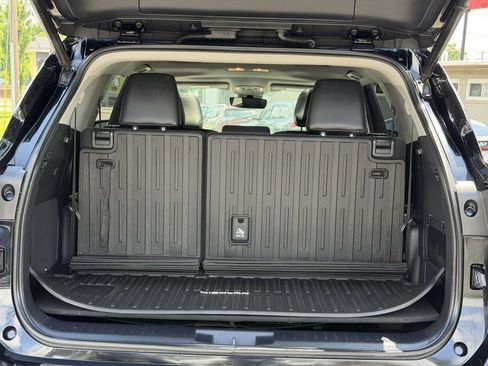 Used 2020 Toyota Highlander Limited AWD/4WD image 14