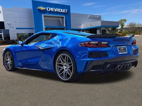 Used 2025 Chevrolet Corvette Z06 RWD image 20
