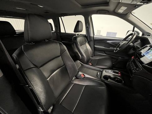 Used 2022 Honda Pilot Special Edition image 9