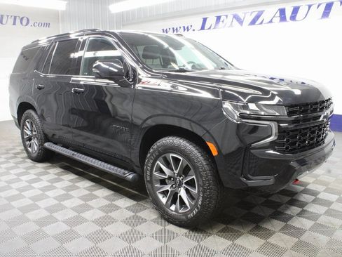 Used 2024 Chevrolet Tahoe Z71 w/ Z71 Off-Road Package AWD/4WD image 3