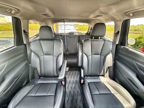Used 2026 Subaru Ascent Premium AWD/4WD image 21
