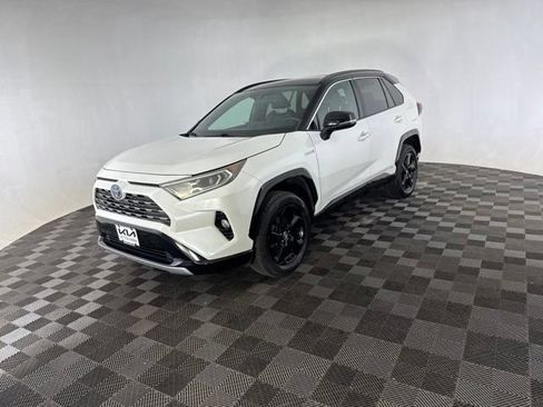 Used 2020 Toyota RAV4 XSE AWD/4WD image 5