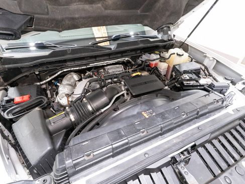 Used 2022 Chevrolet Silverado 3500 LT w/ Convenience Package AWD/4WD image 30