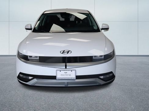 Used 2024 Hyundai Ioniq 5 SEL AWD/4WD image 11