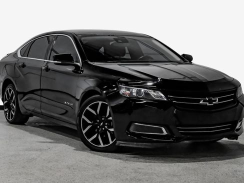 Used 2017 Chevrolet Impala LT FWD image 4