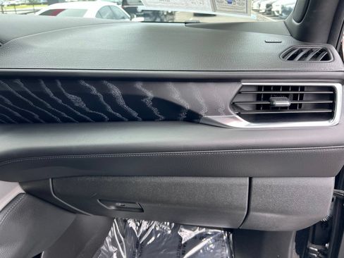 Used 2024 GMC Yukon XL Denali AWD/4WD image 69