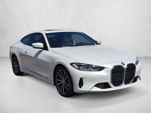 Used 2022 BMW 430i Coupe w/ Convenience Package RWD image 3