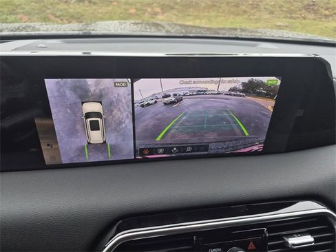 New 2025 Nissan Armada SL w/ Captain's Chari Seat Package image 23