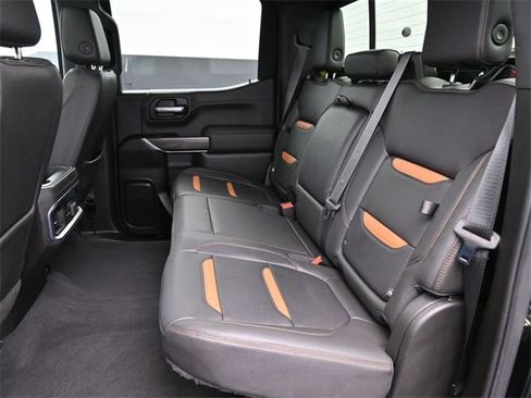 Used 2022 GMC Sierra 1500 AT4 w/ AT4 Premium Package image 11