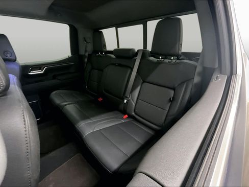Used 2024 GMC Sierra 1500 SLT AWD/4WD image 20