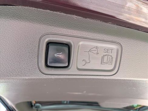 Used 2024 Lincoln Navigator Reserve AWD/4WD image 22