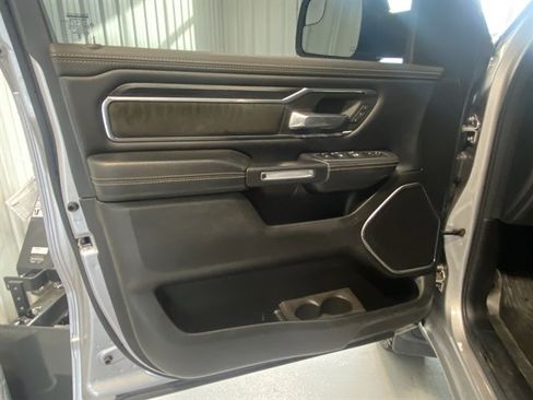 Used 2024 RAM 1500 Laramie image 8
