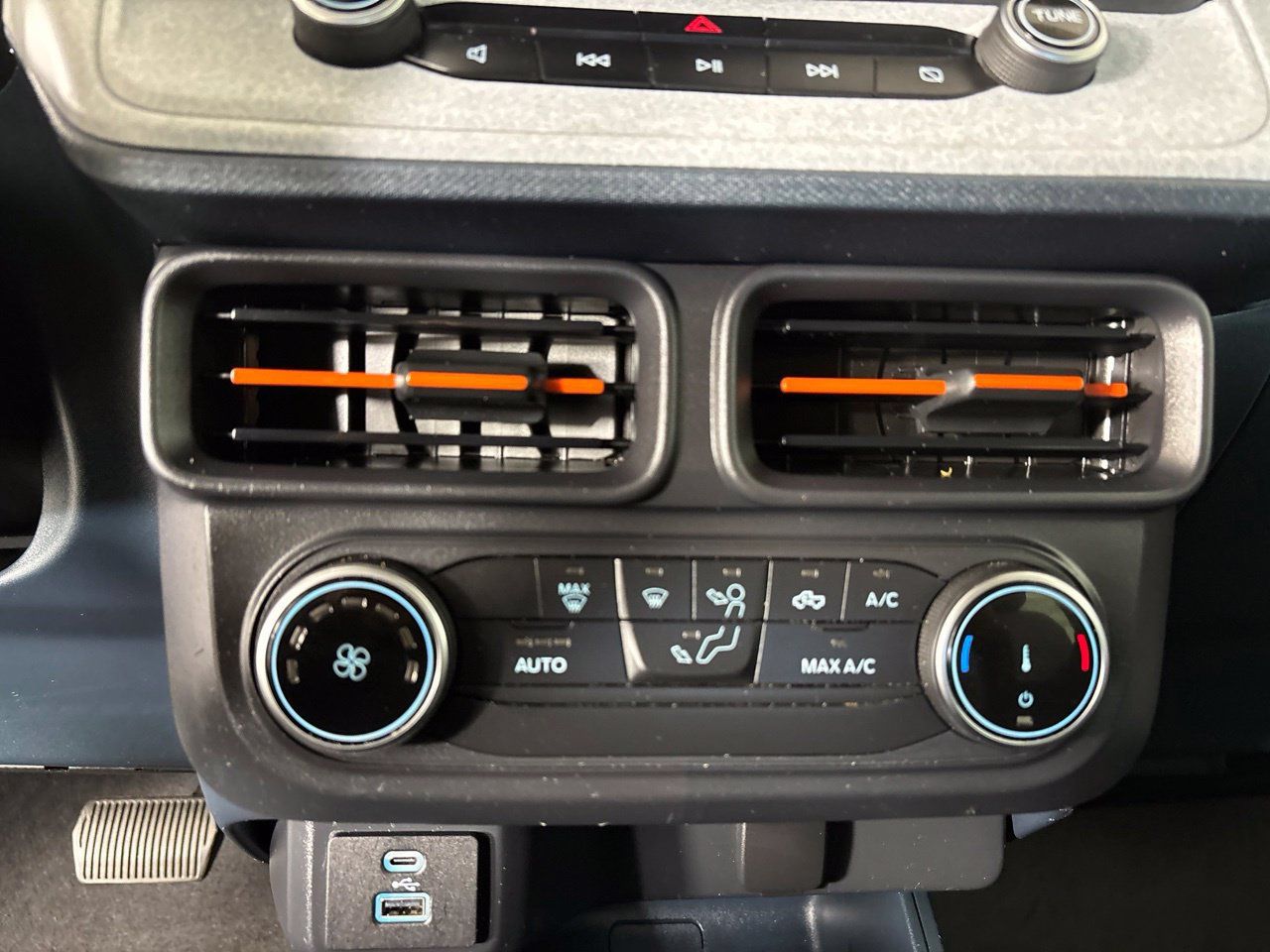 Used 2022 Ford Maverick XLT FWD image 21