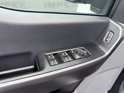 Used 2025 Ford F350 XLT AWD/4WD image 24