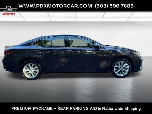 Used 2013 Lexus ES 300h w/ Premium Pkg FWD image 7