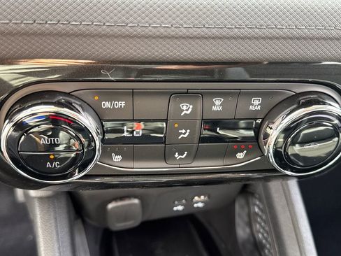 New 2026 Chevrolet TrailBlazer LT w/ Convenience Package FWD image 21