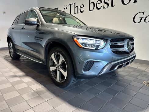 Used 2020 Mercedes-Benz GLC 300 4MATIC image 1