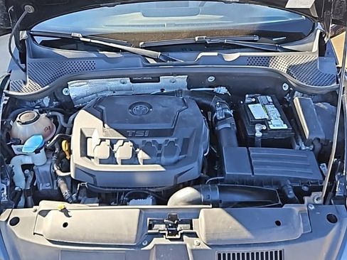 Used 2018 Volkswagen Beetle 2.0T Coast image 10