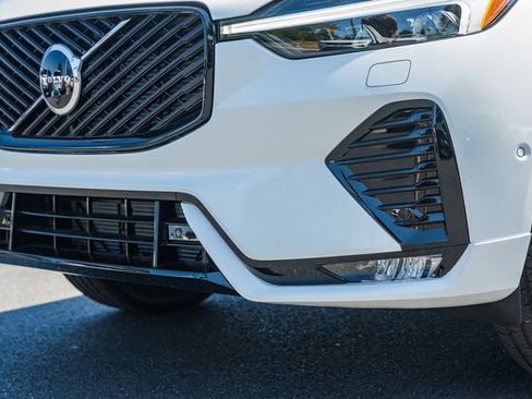 New 2026 Volvo XC60 B5 Plus w/ Protection Package Premier AWD/4WD image 13