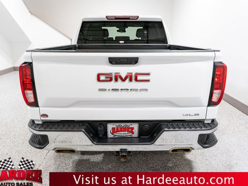 Used 2023 GMC Sierra 1500 SLE w/ X31 Off-Road Package AWD/4WD image 4