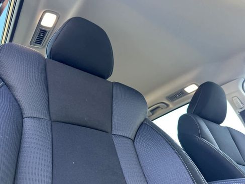 Used 2025 Subaru Ascent Premium w/ Premium Package image 17