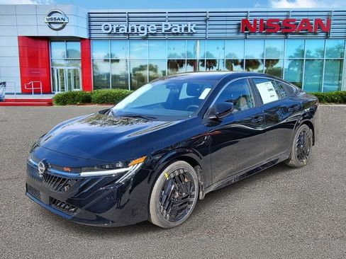 New 2026 Nissan Sentra SR w/ Floor Mat Package image 4