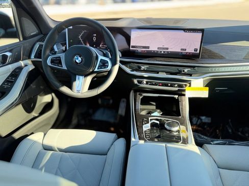 New 2026 BMW X5 xDrive40i w/ M Sport Package image 10