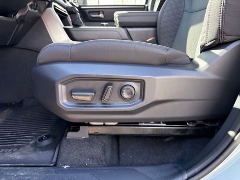 New 2026 Toyota Tundra SR5 AWD/4WD image 16