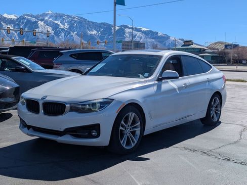 Used 2017 BMW 330i Gran Turismo xDrive w/ Driving Assistance Package image 9