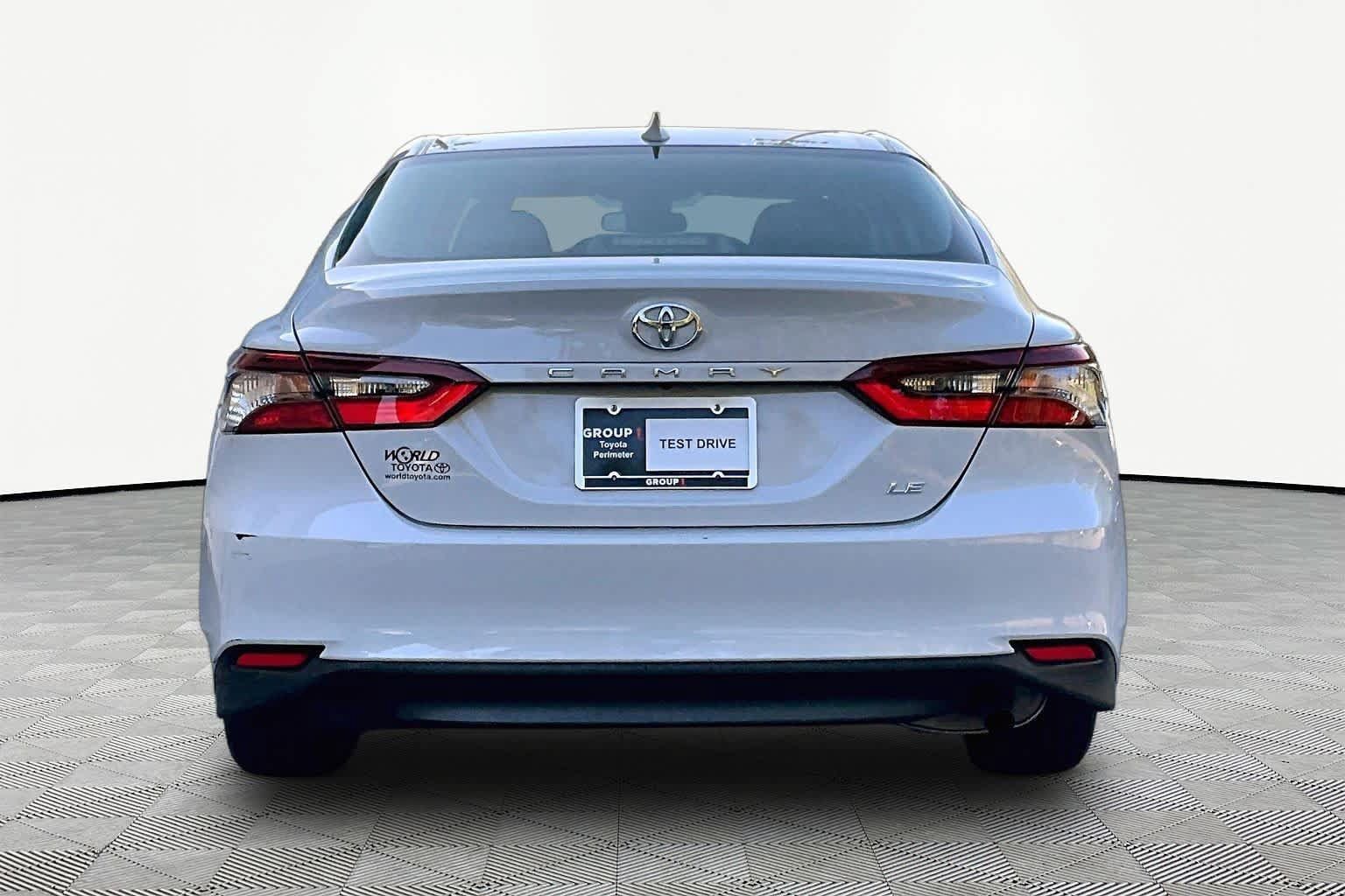 Used 2023 Toyota Camry LE FWD image 5